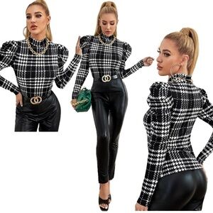 black white puffed shoulder plaid check long sleeve top size Medium